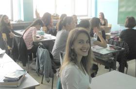 Ето кой ученик кой преподавател /директор, психолог/ заместваше днес