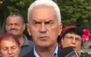 В Маломир, където откри музей на борбата депутатът от 31 МИР Волен Сидеров увери за &quot;Новата болница&quot;