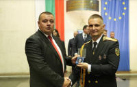 Директорът на ОДМВР - Ямбол е награден с „Почетен знак“ на МВР I-ва степен