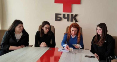 Ученици от СУ „Св. Климент Охридски“ гр. Ямбол направиха благотворителен жест,