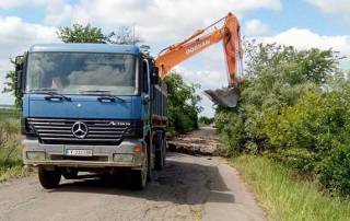 Започнаха ремонти на общински пътища