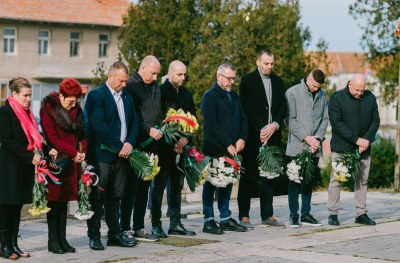 В &quot;Тунджа&quot; почетоха Христо Ботев в деня на рождението му