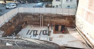 С И Г Н А Л – П Р Е Д У П Р Е Ж Д Е Н И Е за проверка от Инициативен комитет „Да спасим град Ямбол от Кмета“ - гр.Ямбол ул.“Н.Петрини“ 37